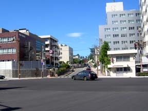 市役所前の交差点